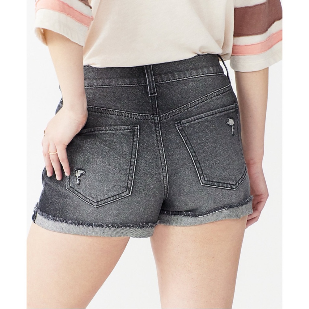 NWT SO High Rise Mom Shorts Blue Juniors Size 9 - Picture 2 of 2